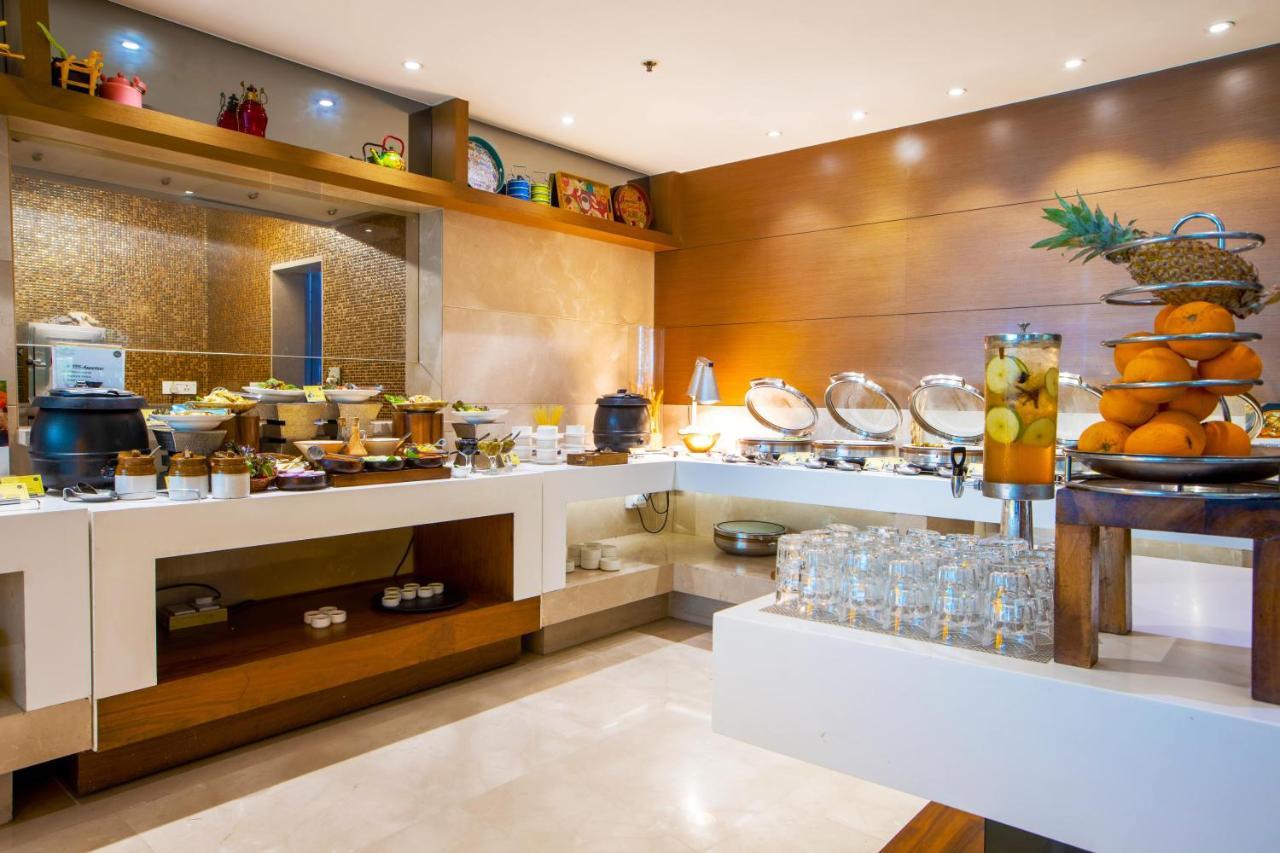 The Fern - Goregaon Mumbai Bagian luar foto