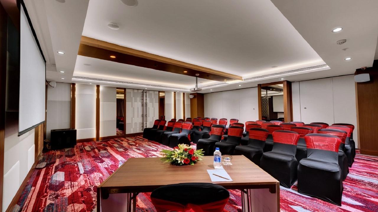 The Fern - Goregaon Mumbai Bagian luar foto